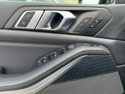 BMW X5 M50d Фото № 29 из 47