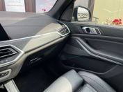 BMW X5 M50d Фото № 41 из 47