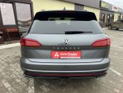 Volkswagen Touareg 3.0TDI Фото № 5 из 43