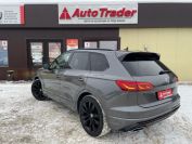Volkswagen Touareg 3.0TDI Фото № 6 из 34