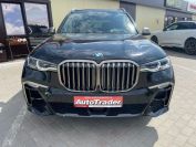 BMW X7 xDrive M50d Фото № 2 из 40