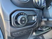 Jeep Wrangler Rubicon Фото № 27 из 36