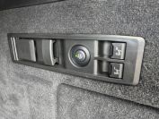 BMW iX40 xDrive Фото № 23 из 42