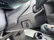 BMW iX40 xDrive Фото № 34 из 42