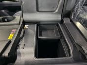 Lexus LX500d Фото № 20 из 28