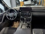 Lexus LX500d Фото № 21 из 28