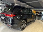 Lexus LX500d Фото № 9 из 28