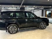 Lexus LX500d Фото № 11 из 28
