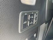 Lexus LX500d Фото № 18 из 38