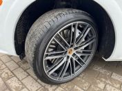 Porsche Cayenne Фото № 10 из 38