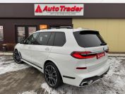 BMW X7 xDrive40i Фото № 6 из 34
