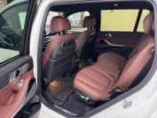 BMW X7 xDrive40i Фото № 17 из 34