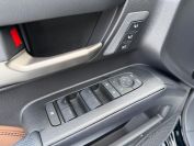 Toyota 4Runner Limited Фото № 33 из 46