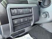 Toyota 4Runner Limited Фото № 36 из 46