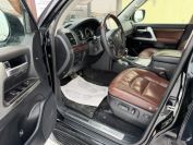 Toyota Land Cruiser 200 Фото № 18 из 28