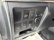 Toyota Land Cruiser 200 Фото № 21 из 28