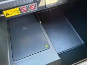 Lexus RX500h F Performance + Фото № 34 из 38