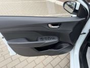 Hyundai Solaris 1.6 Фото № 14 из 23