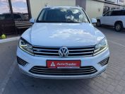 Volkswagen Touareg 3.0TDI Фото № 2 из 29