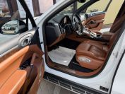 Porsche Cayenne Diesel Фото № 20 из 34