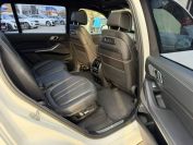 BMW X7 xDrive30d Фото № 29 из 30