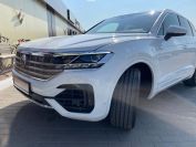 Volkswagen Touareg 3.0TDI R-Line Фото № 10 из 27