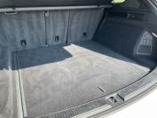 Volkswagen Touareg 3.0TDI R-Line Фото № 13 из 27