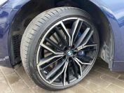 BMW 530d xDrive Фото № 13 из 36